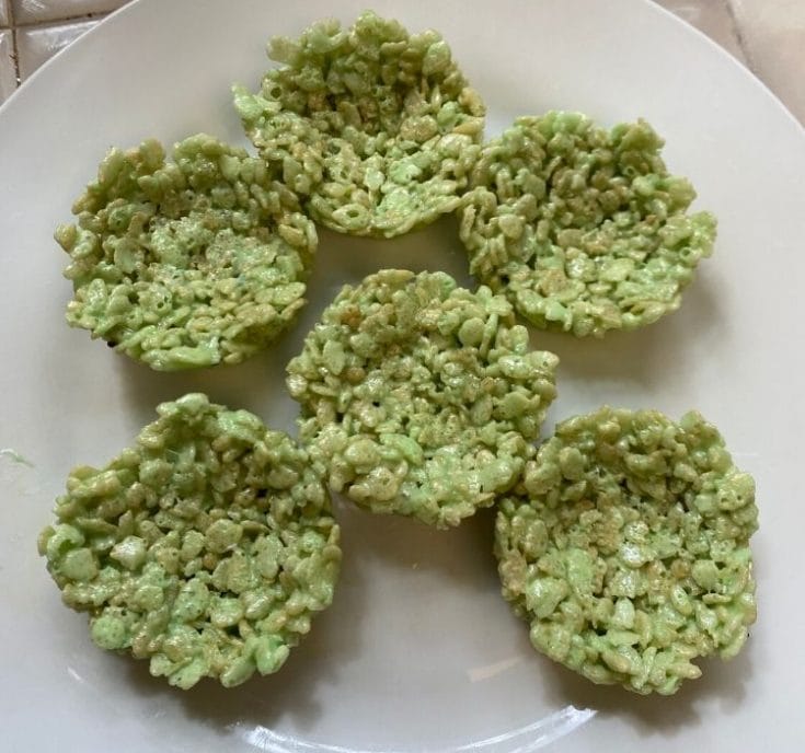 green rice krispie birds nest