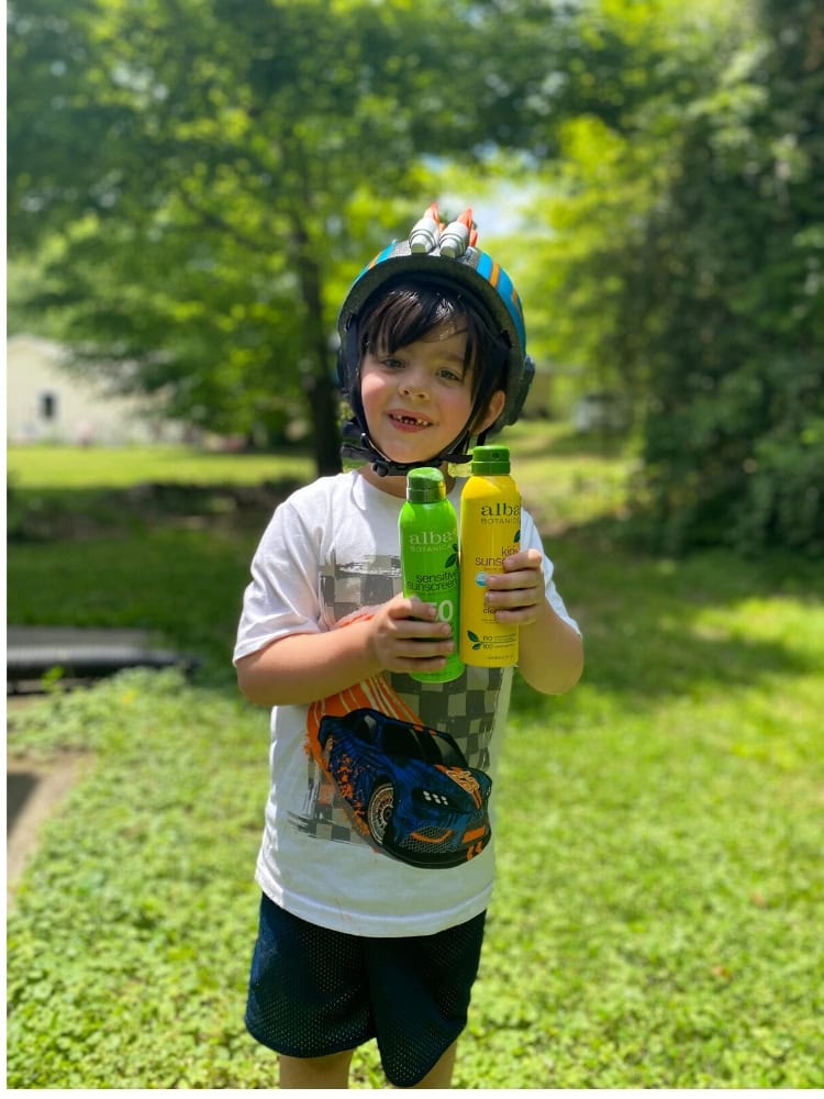Children's outdoor sun protection with aloe vera, kid-friendly sunscreen for sensitive skin, SPF 50, perfect for summer activities and outdoor play.