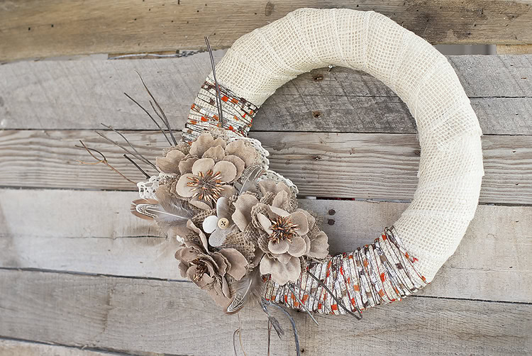 40+ Easy & Amazing Farmhouse Fall DIY Wreaths