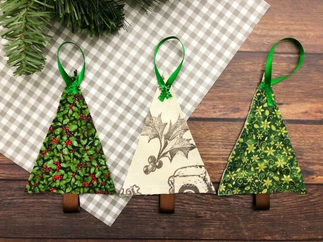 40+ Cheap & Easy DIY Christmas Ornaments (Farmhouse Style!)