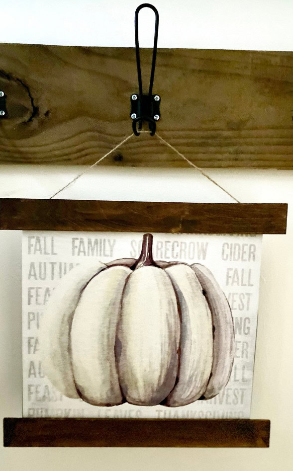 Fall pumpkin wall decor for fall interior design, autumn decor, farmhouse style pumpkin art, harvest seasonal home decoration, cozy fall home accents.