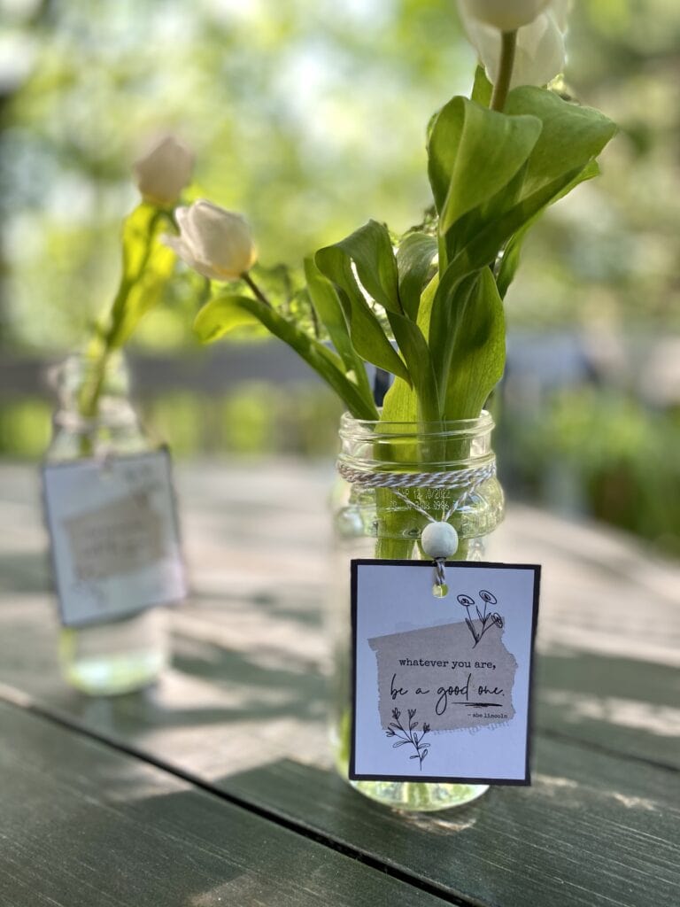 graduation tag centerpiece