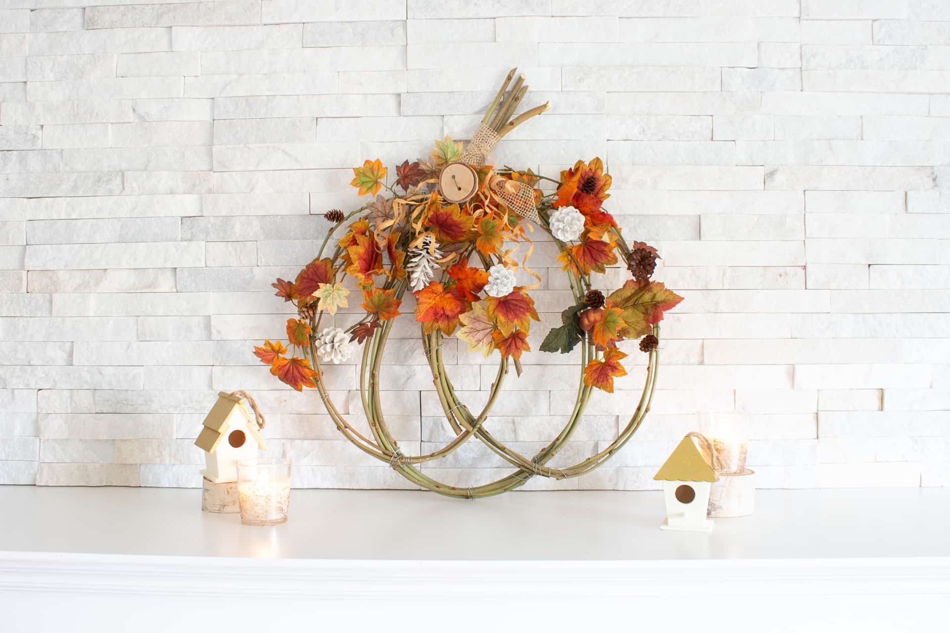40+ Easy & Amazing Farmhouse Fall DIY Wreaths