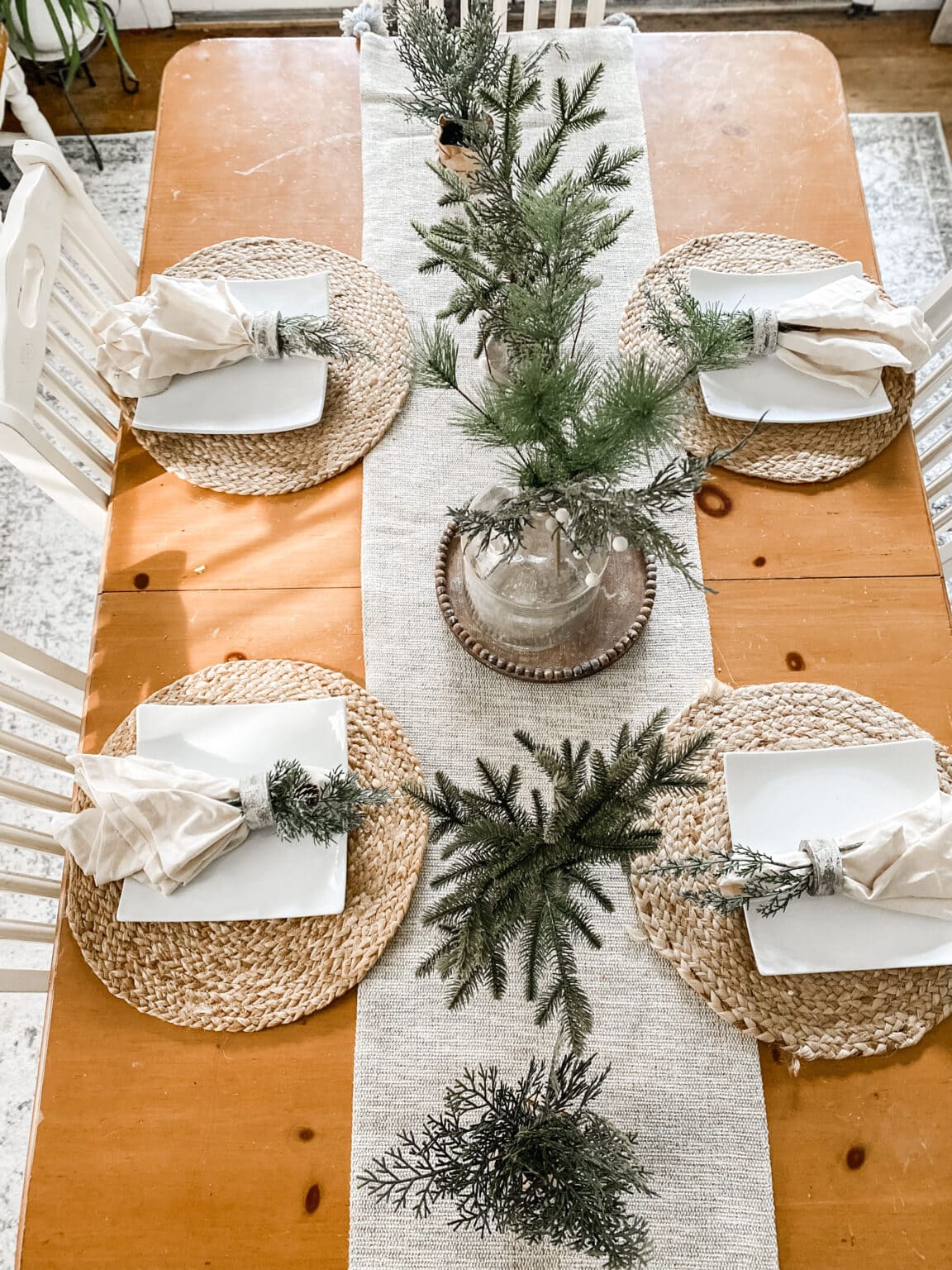 Cozy Rustic Winter Tablescape {Simple & Affordable Ideas}