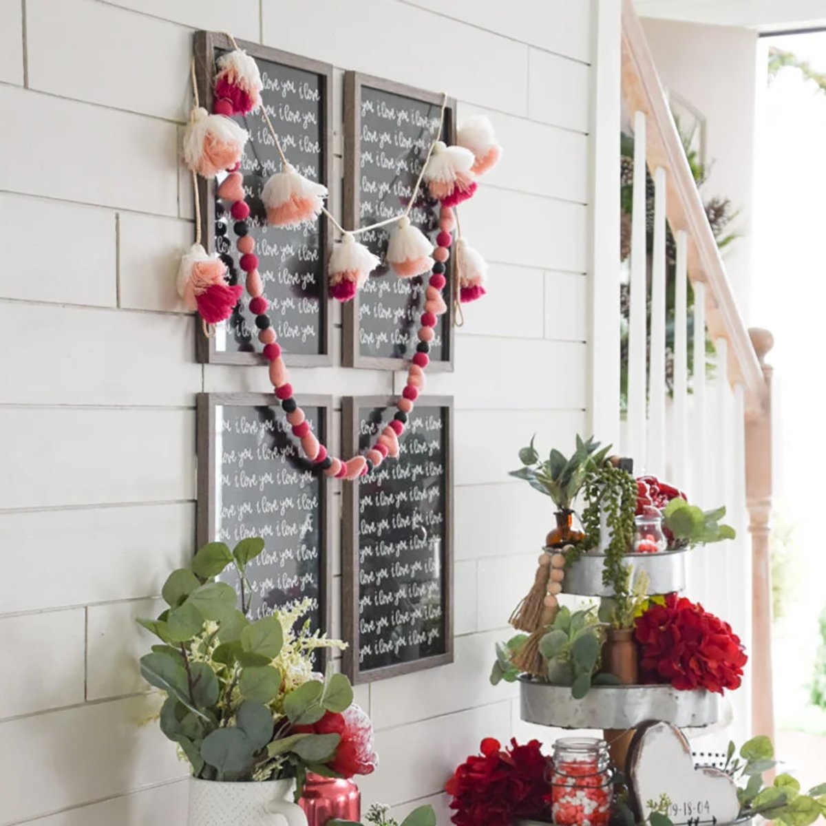 35 Simple and Chic Valentine Mantel Decorating Ideas