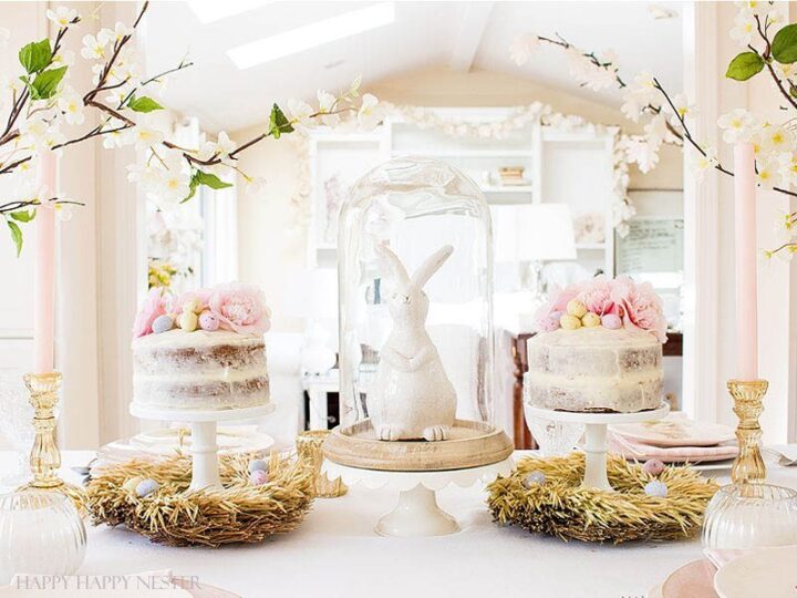 40+ Inviting and Elegant Easter Tablescape Ideas