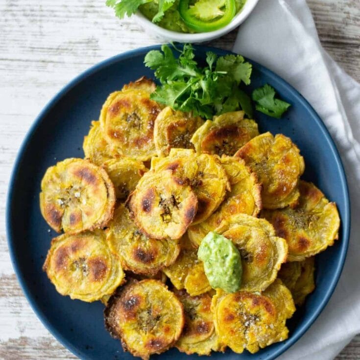 Crispy plantain patties with herbs and lime | vegan happy hour snack.