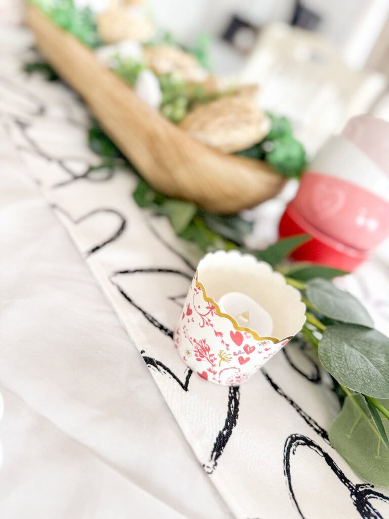 candle with battery for valentine table