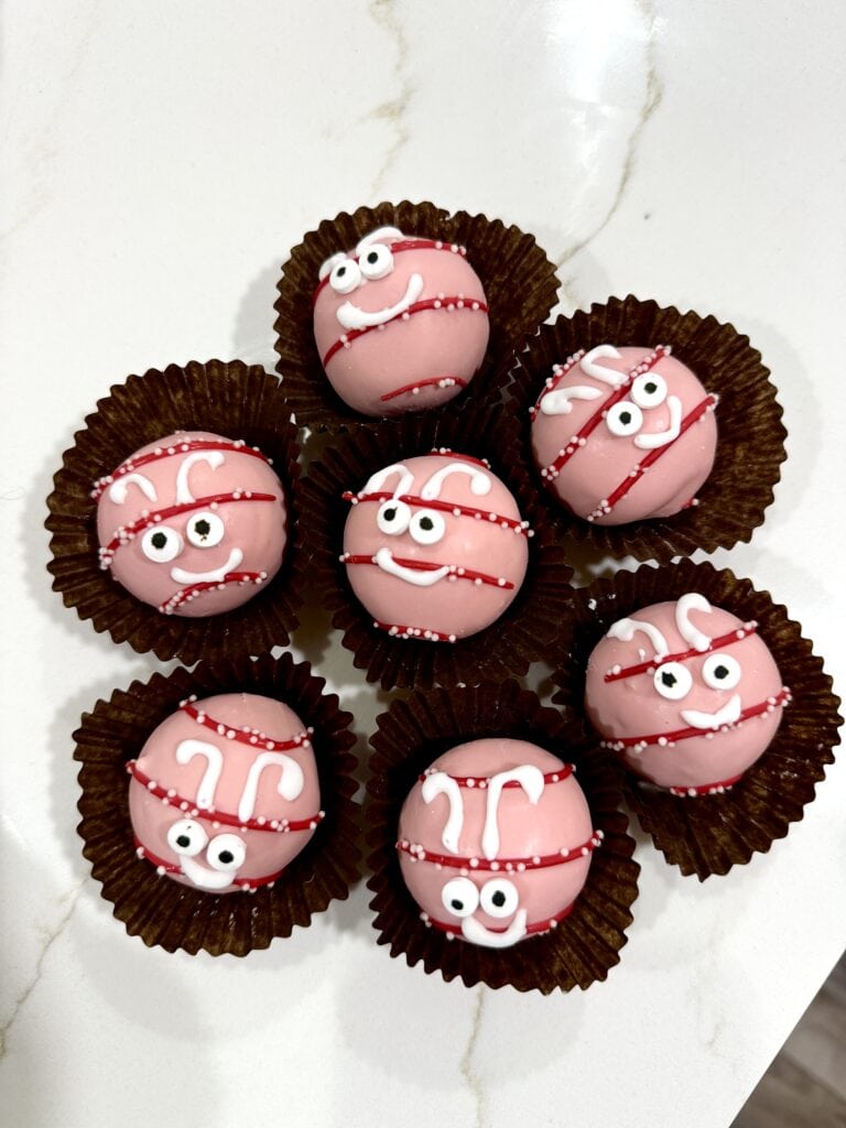 love bug cake pops in circle