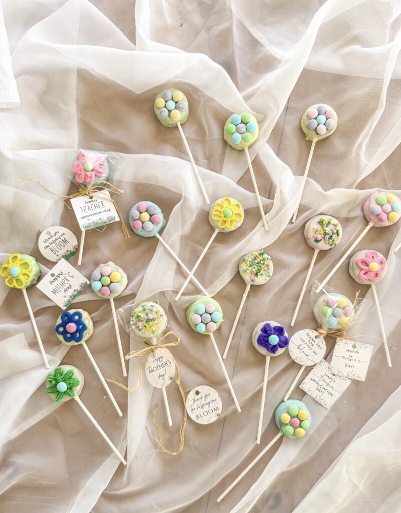 flower oreo pops