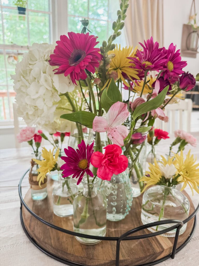 mix of colors and heighs for summer centerpiece