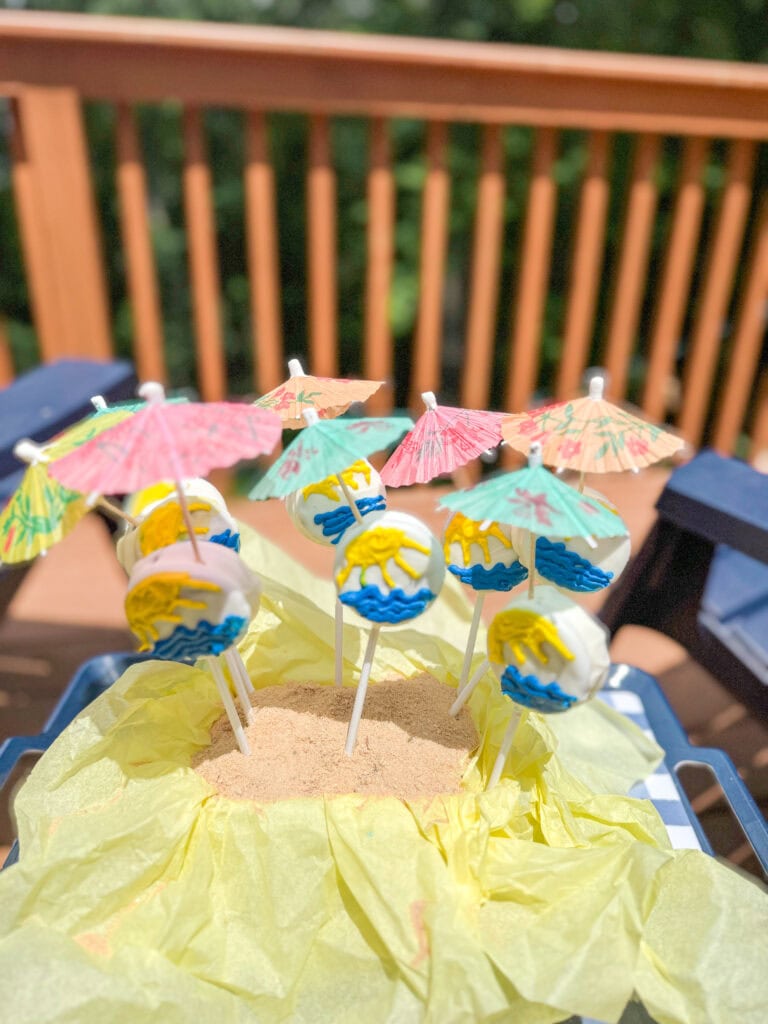 beach oreo pops with sand base for party favor treat