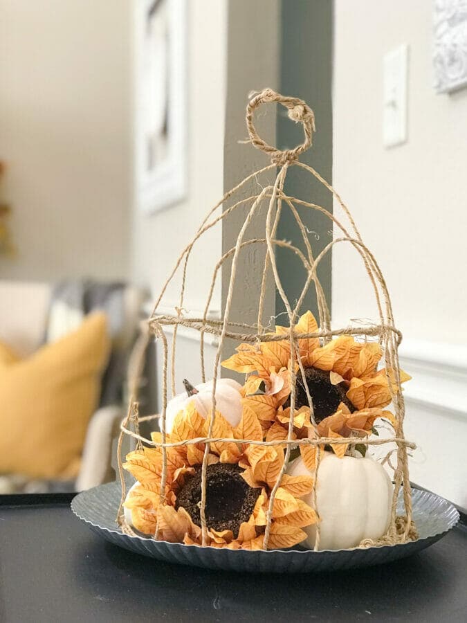 Sunflower and pumpkin fall centerpiece with decorative wire cage, harvest autumn décor for home秋季节日装饰, A Hundred Affections.