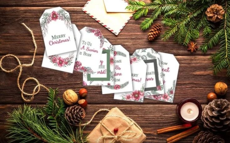 Elegant Christmas gift tags with floral and pinecone designs, perfect for holiday presents and card embellishments. Handcrafted holiday crafts for festive celebrations and gift wrapping.