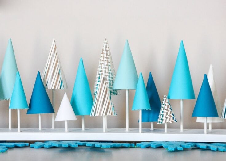Bright blue and patterned party hats for celebrations, with a festive and cheerful appearance.