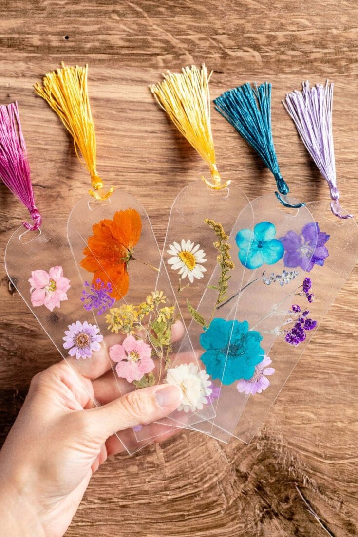 Image for Easy DIY Pressed Flower Bookmark